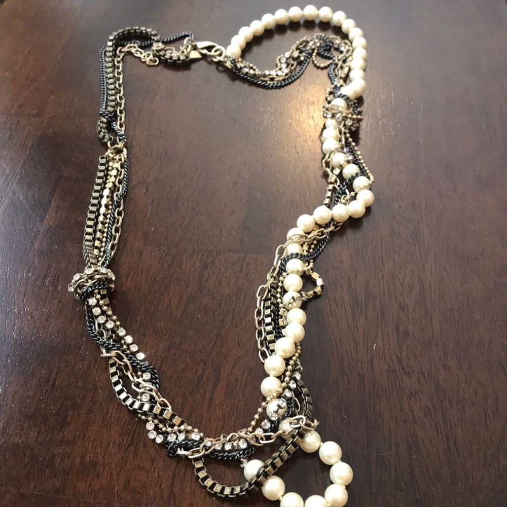Silver and Pearl Knotted Necklace